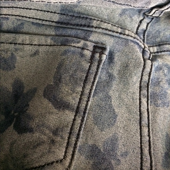 Flip Side Skinny Jeans Sz 2 - Picture 6 of 6